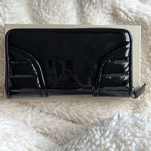 Burberry Wallet - Picture 3 of 8